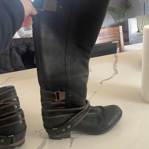 Good condition leather boots